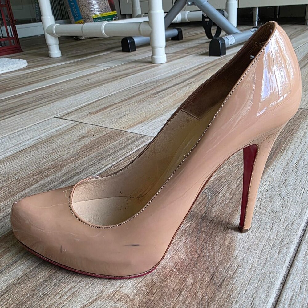 Christian Louboutin Rolando Nude Patent Leather Shoes Eur. 40